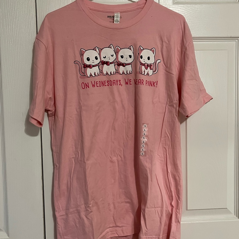 NWT- Mean Girls on Wed. we wear pink tee